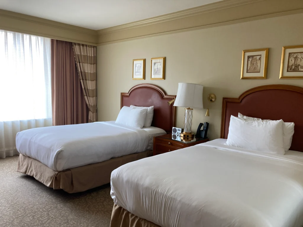 two twin beds in Deluxe room at Conrad Indianapolis